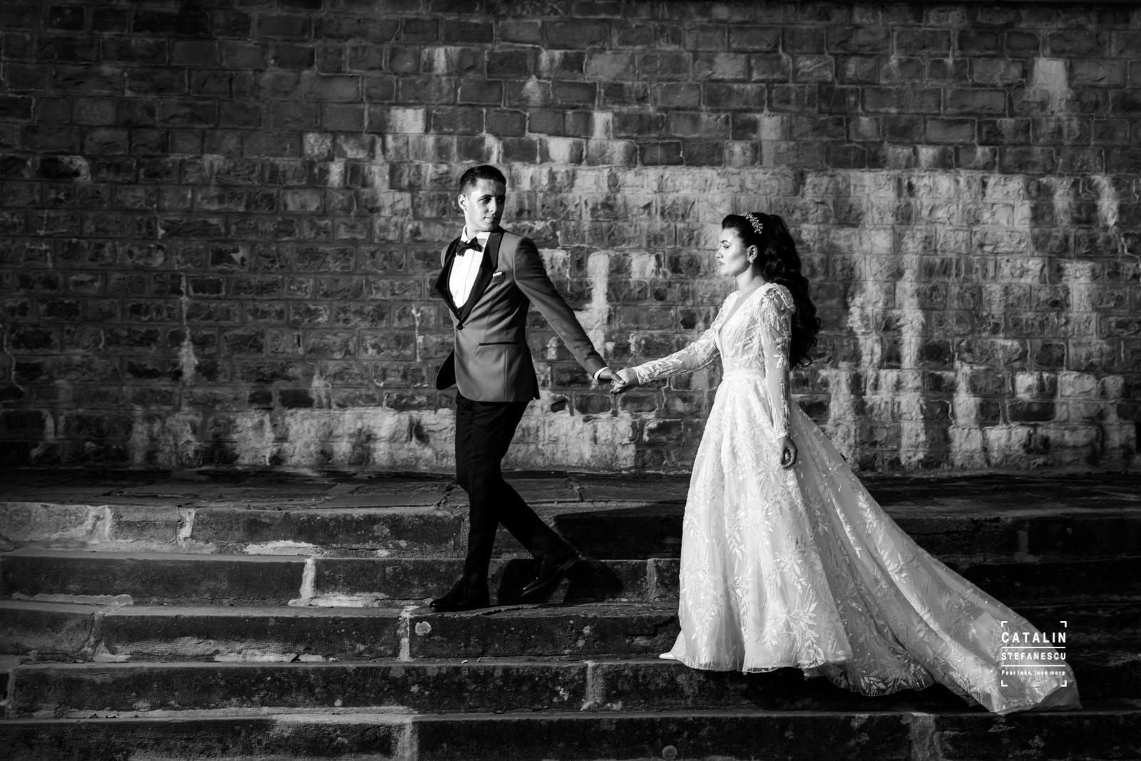 Sedinta Foto Castelul Cantacuzino - Fotograf Nunta Bucuresti - Catalin Stefanescu - Trash The Dress Izabela & Florin