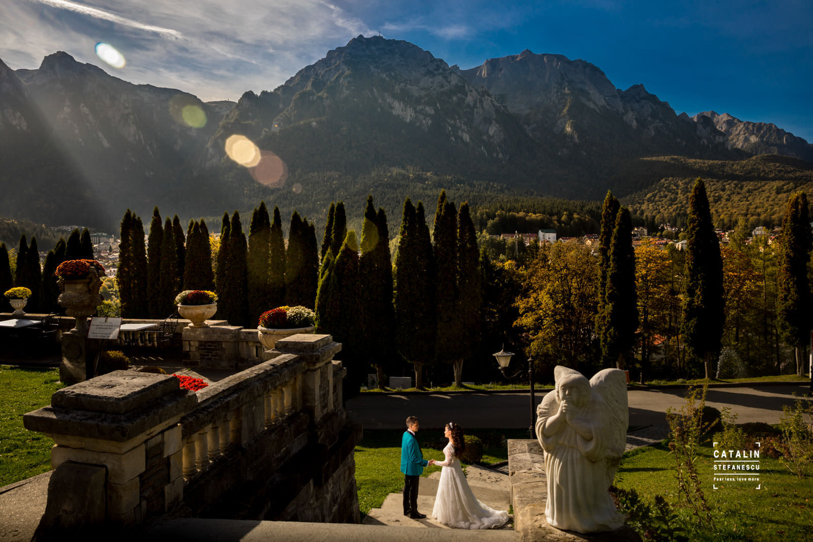 Sedinta Foto Castelul Cantacuzino - Fotograf Nunta Bucuresti - Catalin Stefanescu - Trash The Dress Izabela & Florin