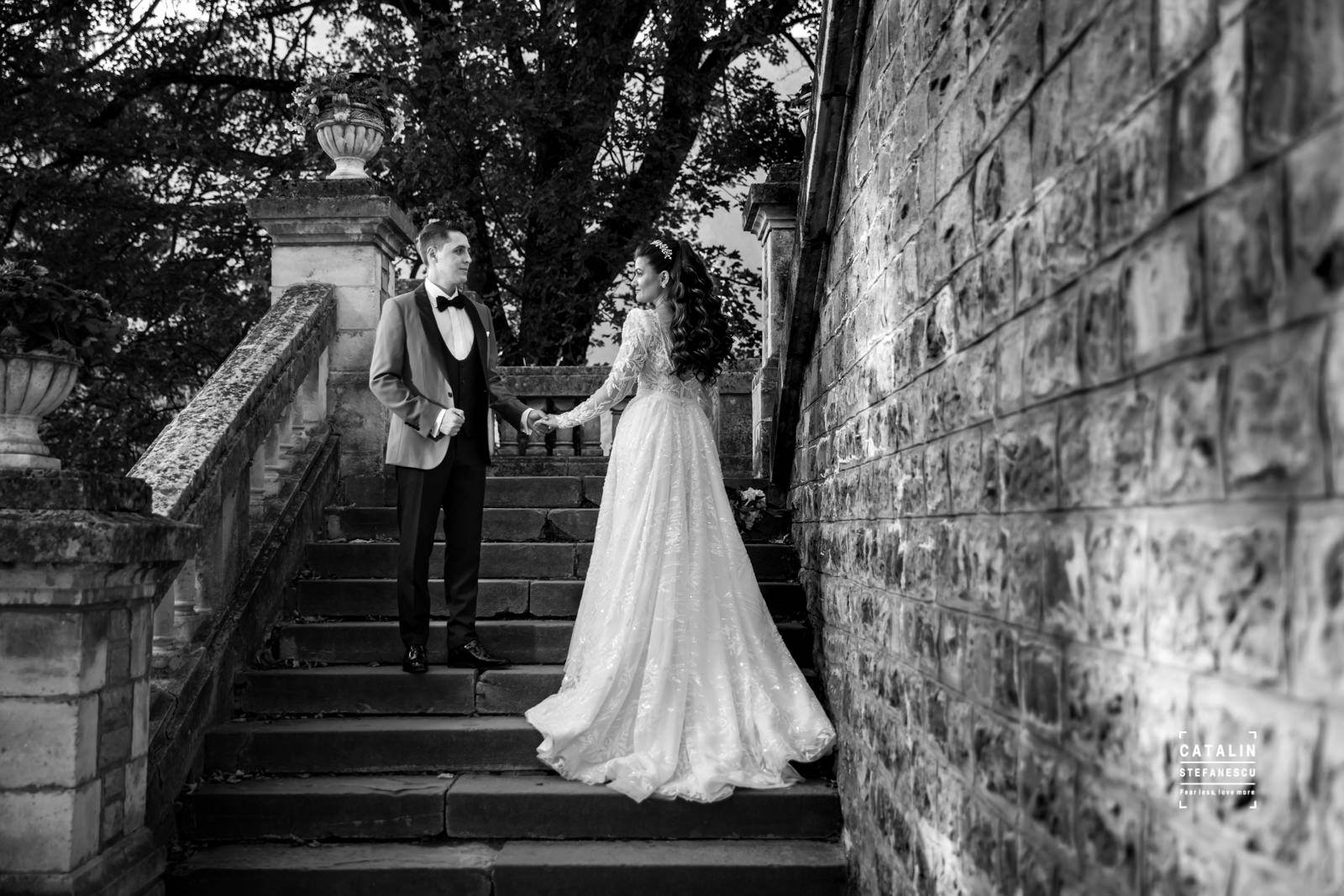 Sedinta Foto Castelul Cantacuzino - Fotograf Nunta Bucuresti - Catalin Stefanescu - Trash The Dress Izabela & Florin