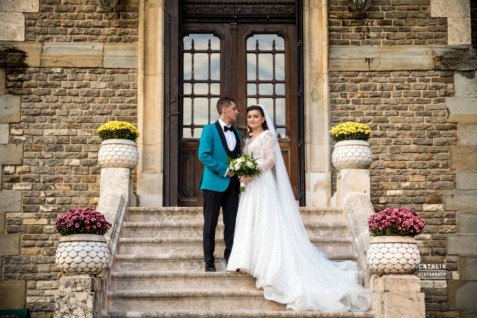 Sedinta Foto Castelul Cantacuzino - Fotograf Nunta Bucuresti - Catalin Stefanescu - Trash The Dress Izabela & Florin