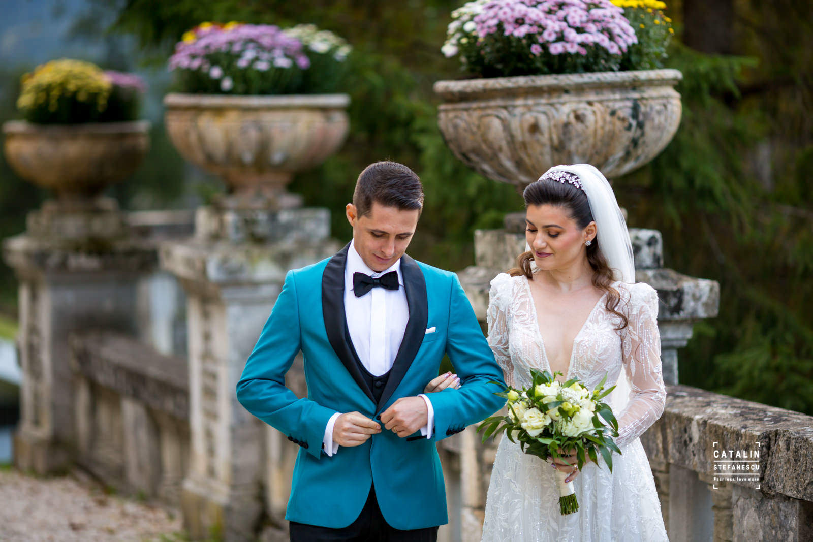 Sedinta Foto Castelul Cantacuzino - Fotograf Nunta Bucuresti - Catalin Stefanescu - Trash The Dress Izabela & Florin