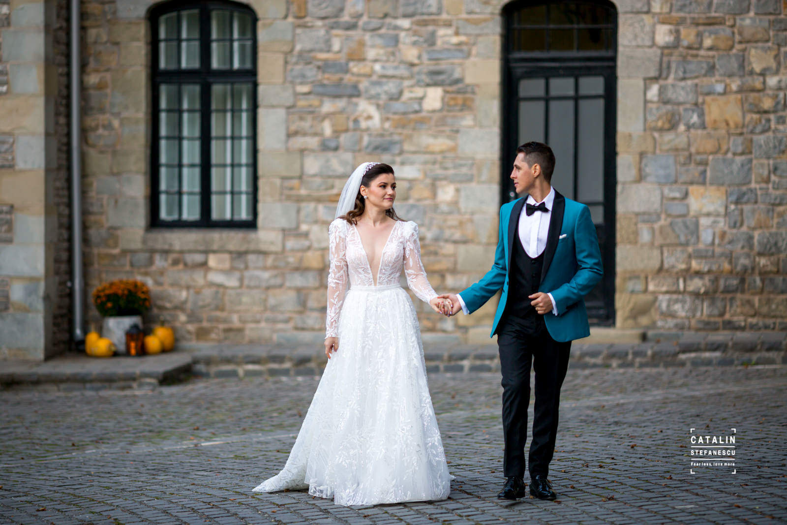 Sedinta Foto Castelul Cantacuzino - Fotograf Nunta Bucuresti - Catalin Stefanescu - Trash The Dress Izabela & Florin